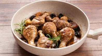 Poulet aux prunes