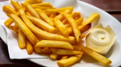 Frites à la mayonnaise