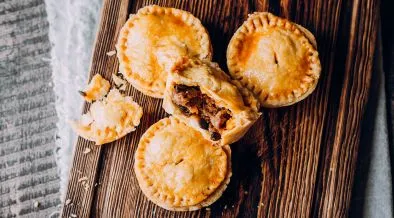 Beef and mushroom pie